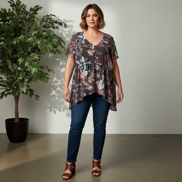torrid Tops - Torrid Lexie Babydoll Hi-Low Floral Chiffon Tunic Top Size 2 New with tags